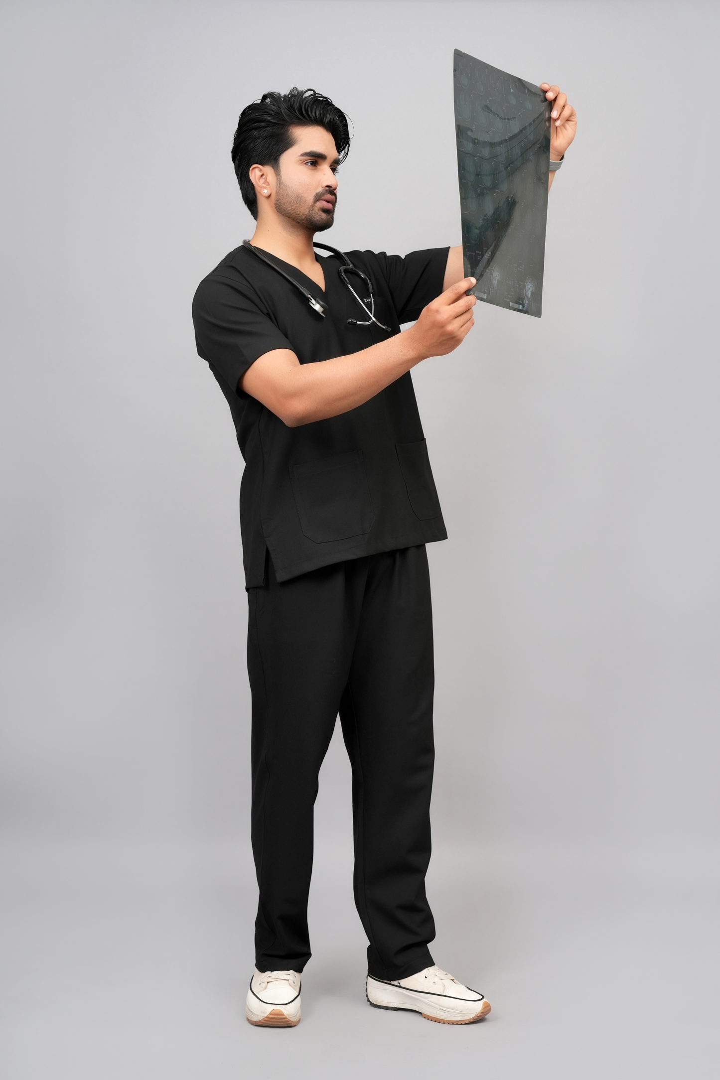 ZIVA EliteStretch men's ( black ) 4-Way Stretch Scrubs